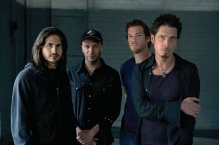 800px-Audioslave4