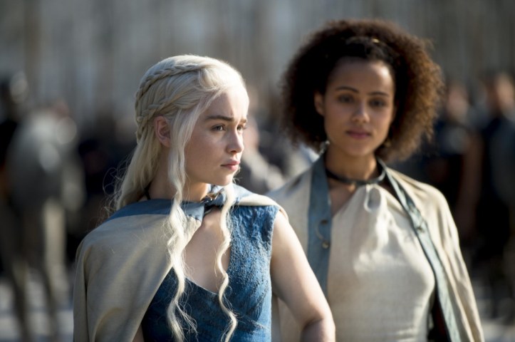 Daenerys Targaryen (Emilia-Clarke) - Missandrei (Daenerys-Targaryen)