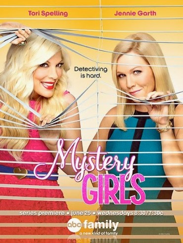 mystery girls tori spelling jennie garth