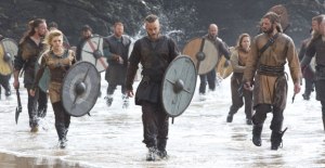 vikings_gallery_beach_still1_300px (1)