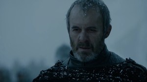 ...la mirada impasible de Stannis...